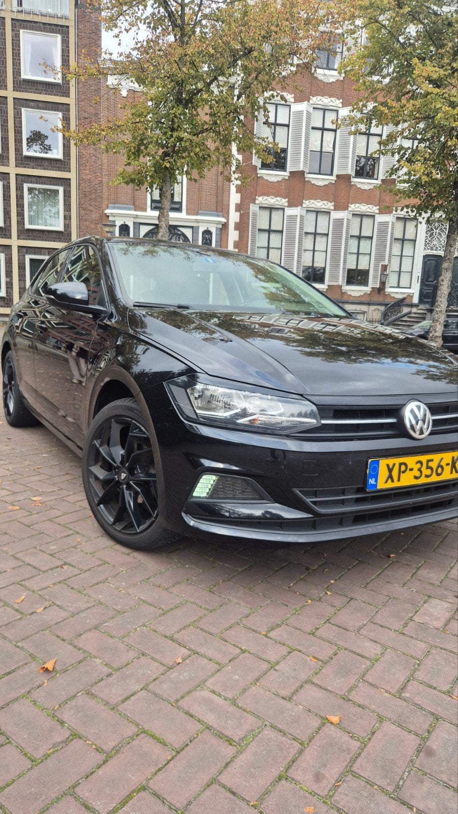 Volkswagen Polo 1.0 TSI 95pk 2018 Zwart, Auto's, Voorwielaandrijving, 40 €/maand, Zwart, Handgeschakeld