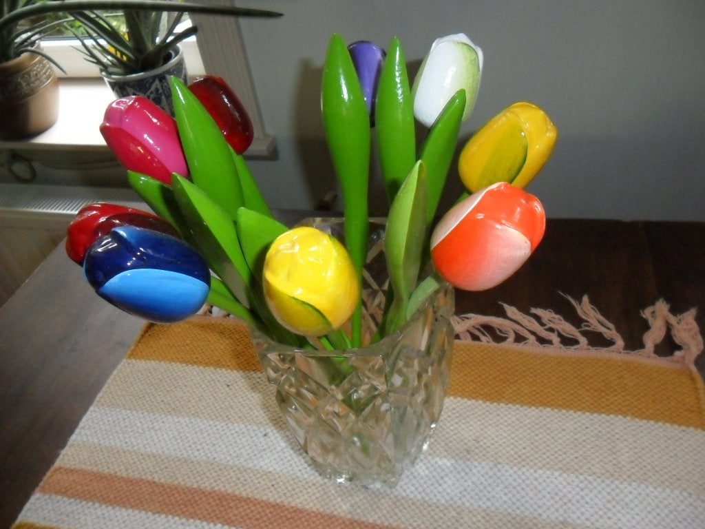 Houten tulpen (9), Binnen, Kunstbloem, Ophalen of Verzenden, Zo goed als nieuw