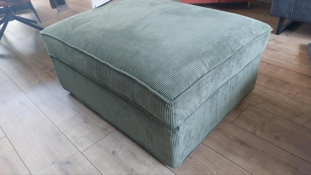 Kivik voetenbank met luxe bekleding, Ophalen, 50 tot 75 cm, Zo goed als nieuw, 75 tot 100 cm