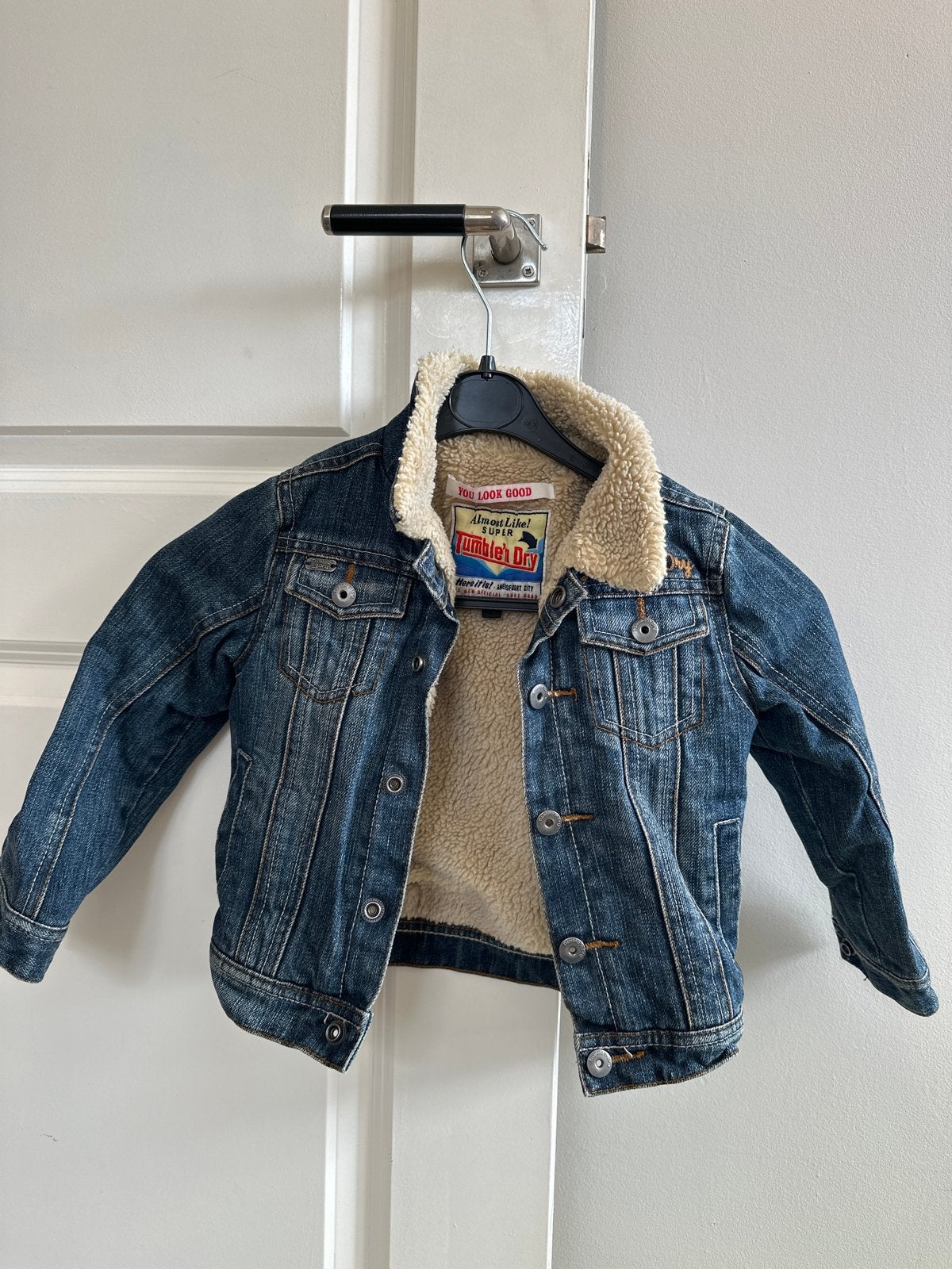 Tumble 'n Dry spijkerjasje met teddy voering - Maat 104, Ophalen of Verzenden, Zo goed als nieuw, Jas