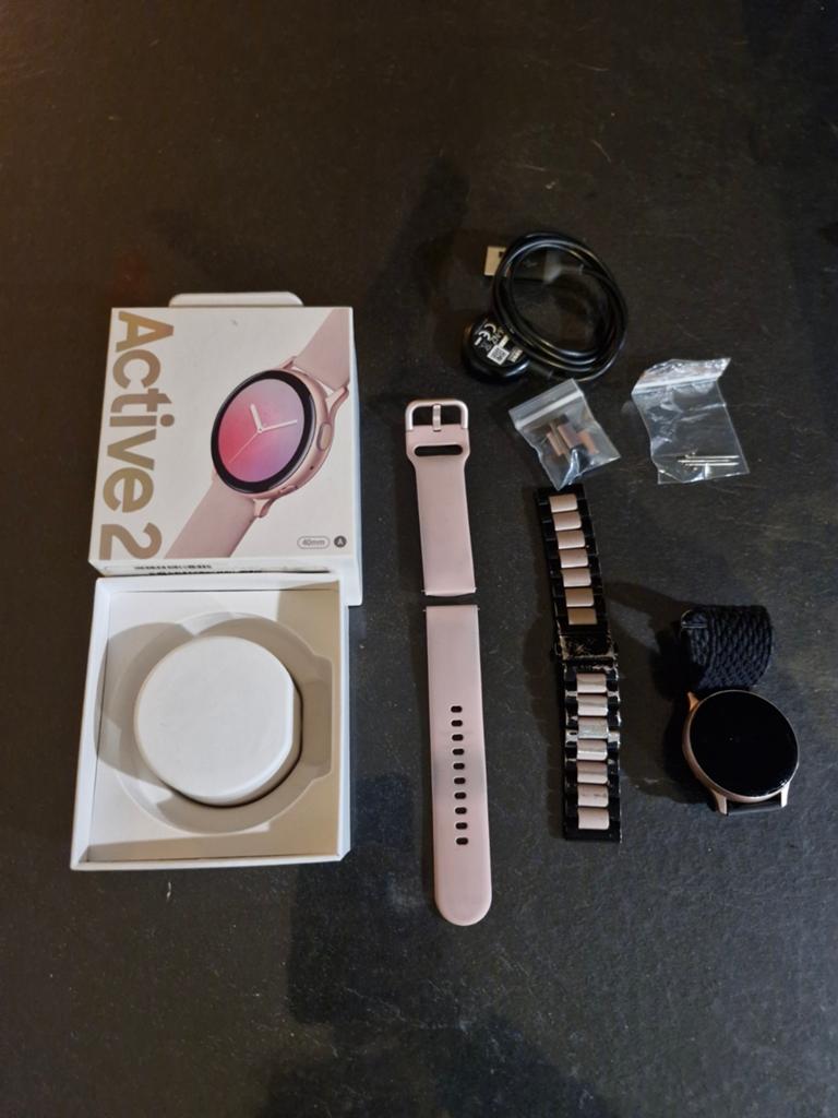 Samsung Galaxy Watch Active 2 40mm Roze met extra bandjes, Ophalen of Verzenden, Zo goed als nieuw, Samsung, Stappen