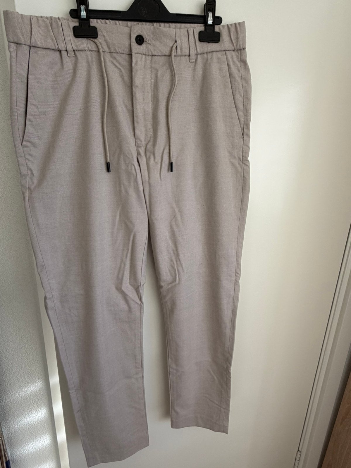 Chino straight leg Stangata crèmekleurig maat L, Kleding | Heren, Ophalen of Verzenden, Zo goed als nieuw, Maat 48/50 (M), Beige