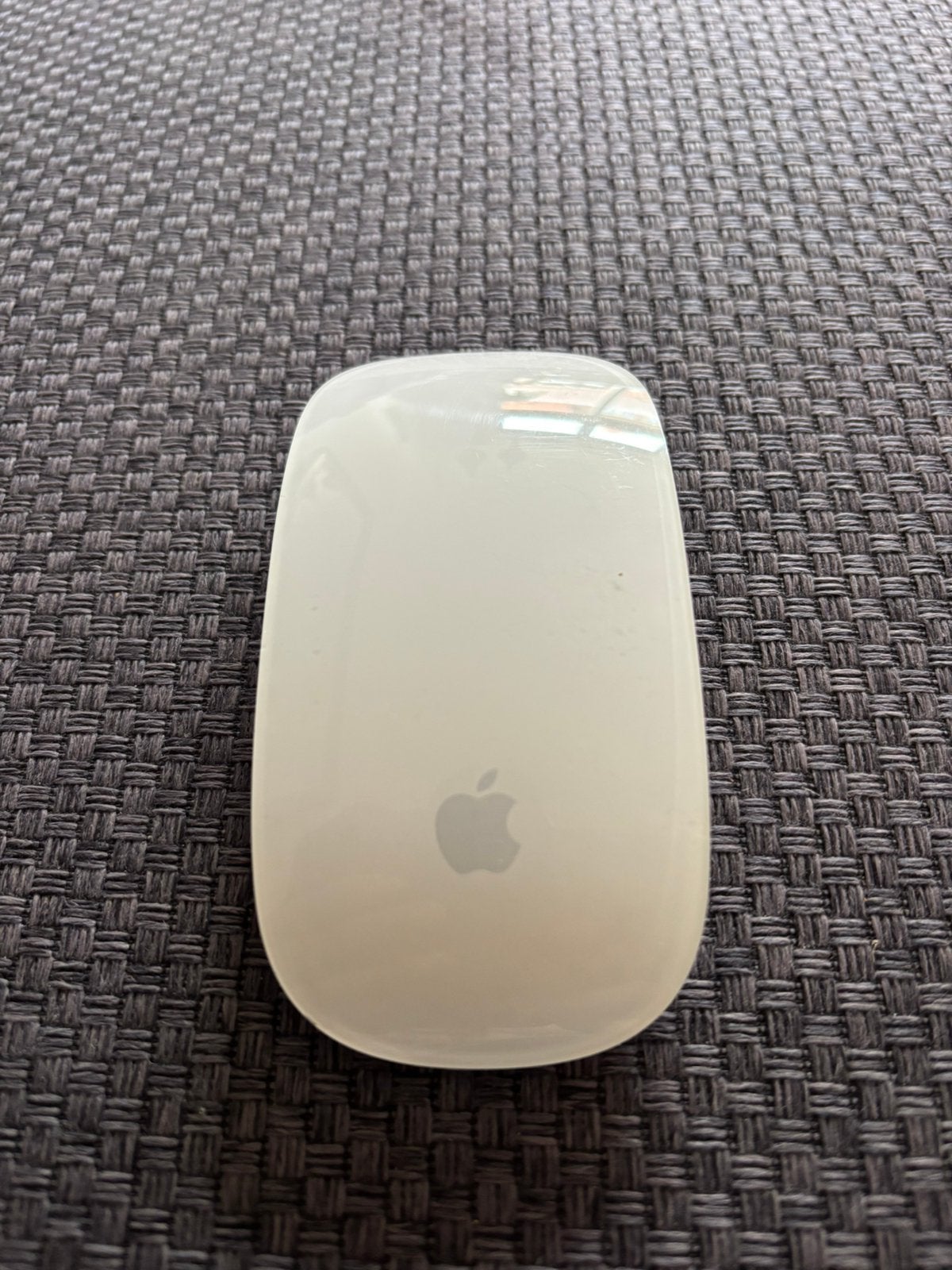 Apple Magic Mouse 1 - Draadloze Muis, Computers en Software, Muizen, Rechtshandig, Muis, Ophalen of Verzenden, Zo goed als nieuw