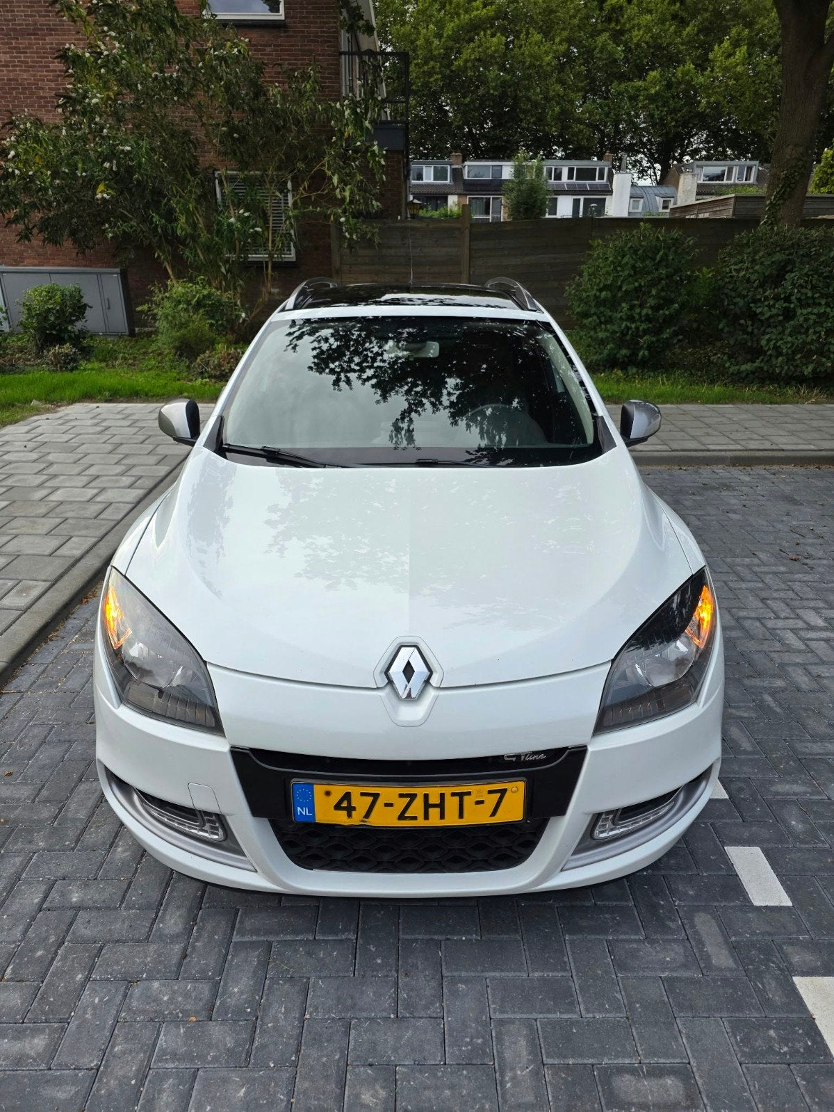 Renault Mégane 1.5 DCI 81KW Estate 2012 Wit, Auto's, Voorwielaandrijving, 4 cilinders, 1283 kg, Wit