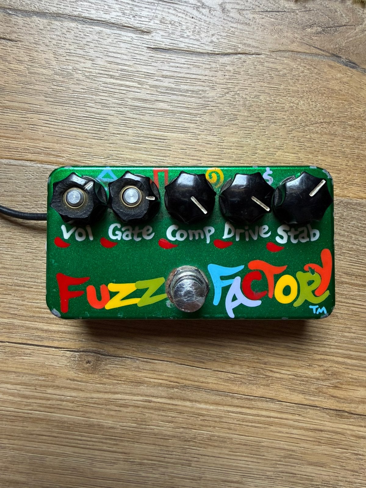 Fuzz Factory Zvex Handpainted edition, Muziek en Instrumenten, Effecten, Ophalen of Verzenden, Zo goed als nieuw