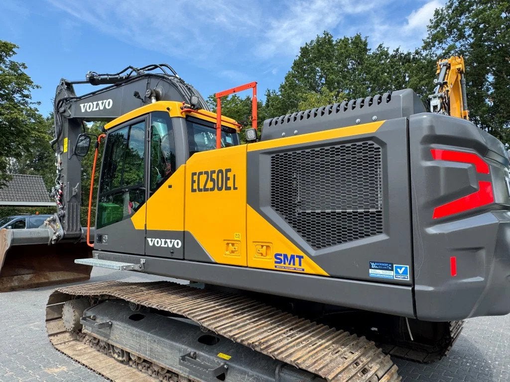 Volvo EC250E 900 UUR/HOURS ! LIKE NEW (bj 2023), Graafmachine
