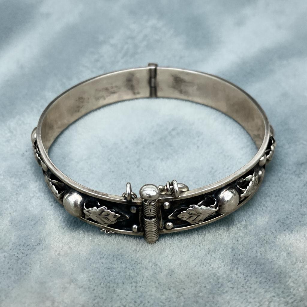 Antieke zilveren armband met eikenbladeren, 830 zilver, Ophalen