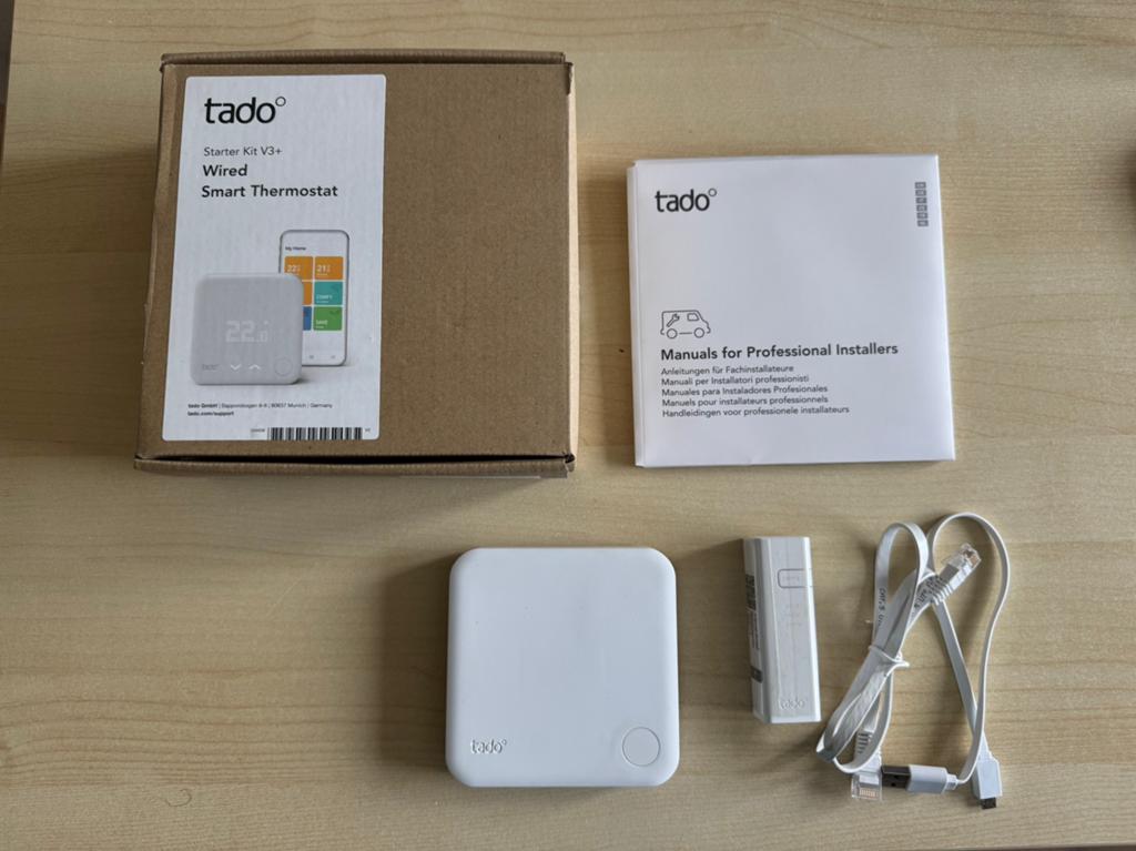 Tado thermostaat V3+ starter kit, Doe-het-zelf en Verbouw, Thermostaten, Ophalen, Zo goed als nieuw