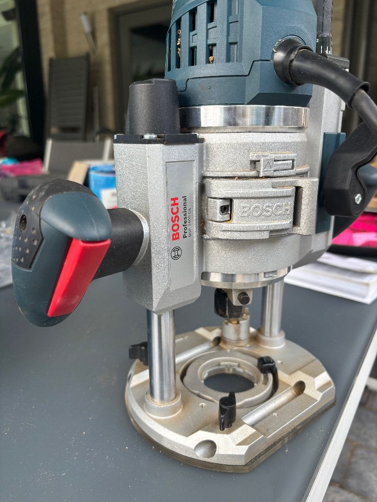 Bovenfrees Bosch GOF 1600 CE, Doe-het-zelf en Verbouw, Gereedschap | Freesmachines, Ophalen, Zo goed als nieuw, Bovenfrees, Bosch