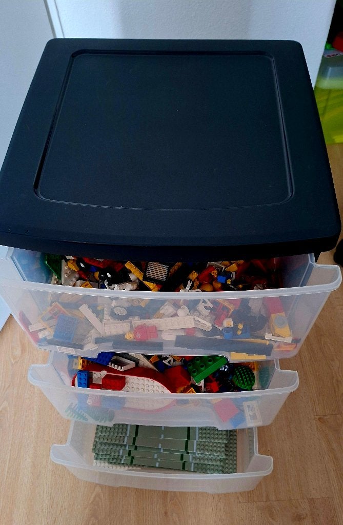 Lego blokjes met handig opbergkastje (3 laden), Ophalen, Gebruikt, Overige thema's, Lego