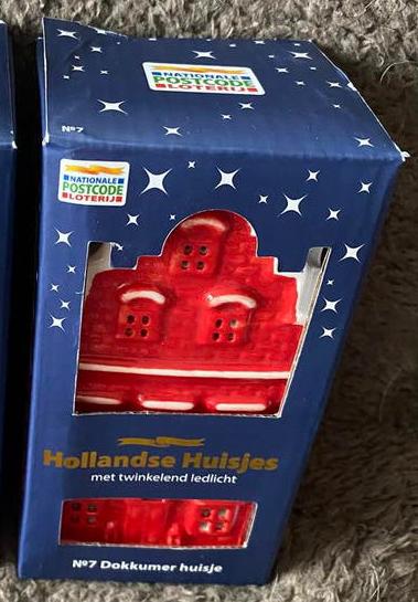 Nationale Postcodeloterij Huisjes, Ophalen of Verzenden, Zo goed als nieuw