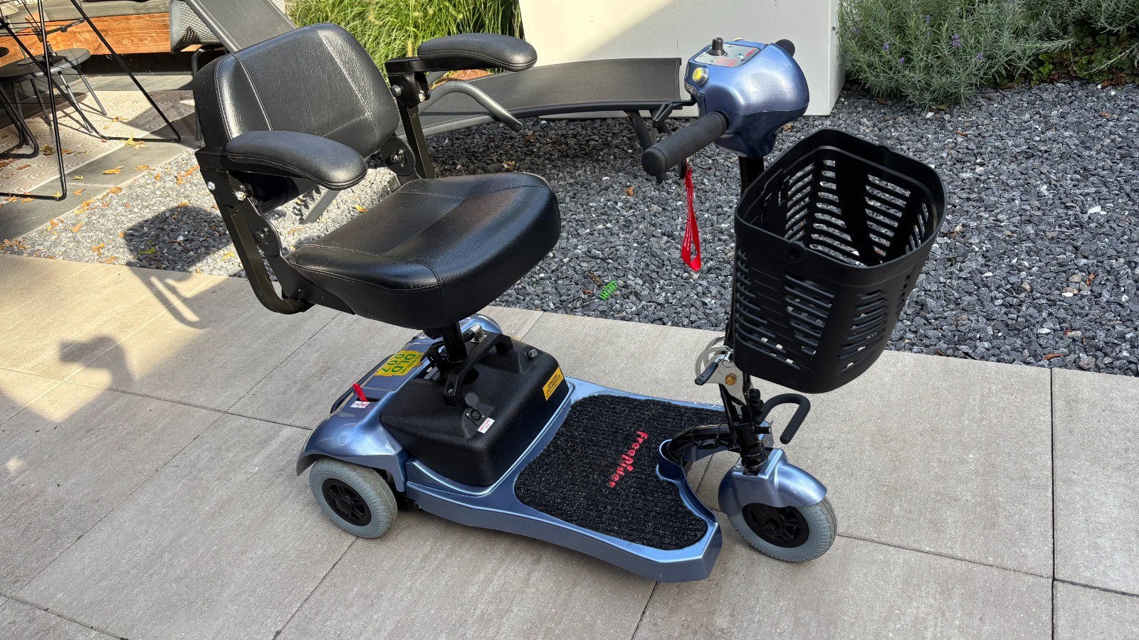 Mango Scootmobiel Cat 3 blauw (demontable), Ophalen, Zo goed als nieuw, Mango, 10 km/u of minder