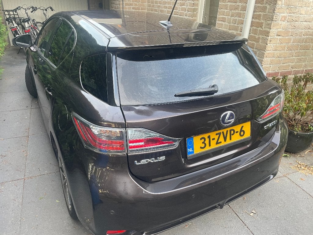 Lexus CT-H 200H 1.8 Hybrid 17" 2013 Bruin, Auto's, Lexus, Euro 5, 4 cilinders, Bruin, Dealer onderhouden