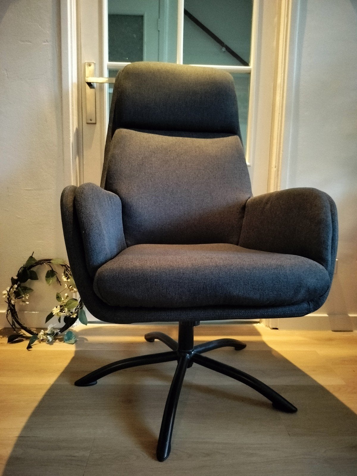 Comfortabele draaibare fauteuil - Donkergrijs stof, Huis en Inrichting, Fauteuils, Modern, Comfortabel, 75 tot 100 cm, Ophalen of Verzenden