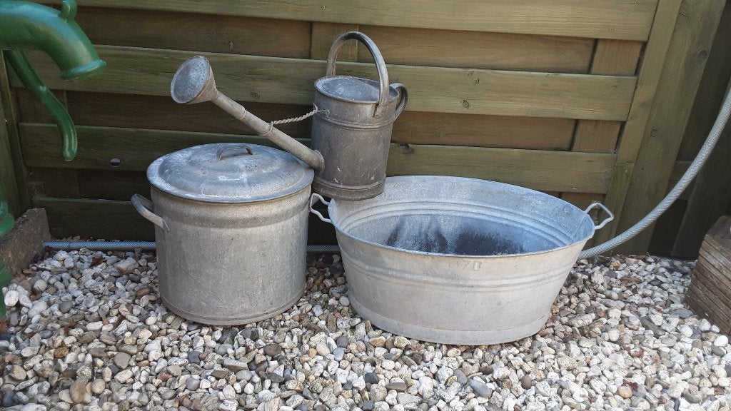 Zikken teil,gieter en wasketel, Ophalen