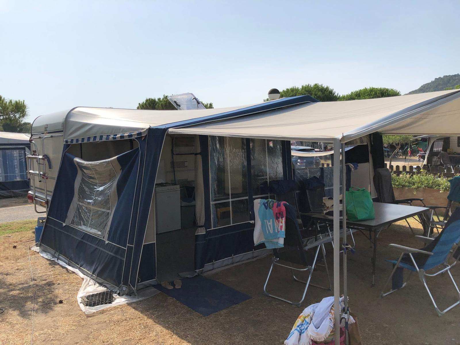Isabella Commodore 300 voortent + luifel TEC 530 K1 compleet, Ophalen, Gebruikt, Tot en met 4