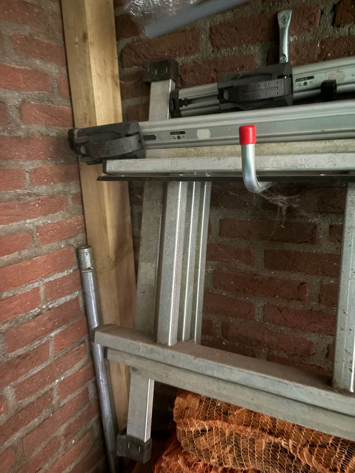 Stevige 3x8 treden uitschuifbare ladder