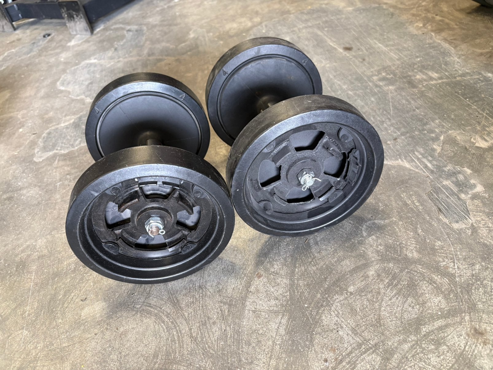2 x 4 kg technogym dumbbells gewichten, Dumbbells, 2 x 4 kg, Ophalen of Verzenden, Gebruikt