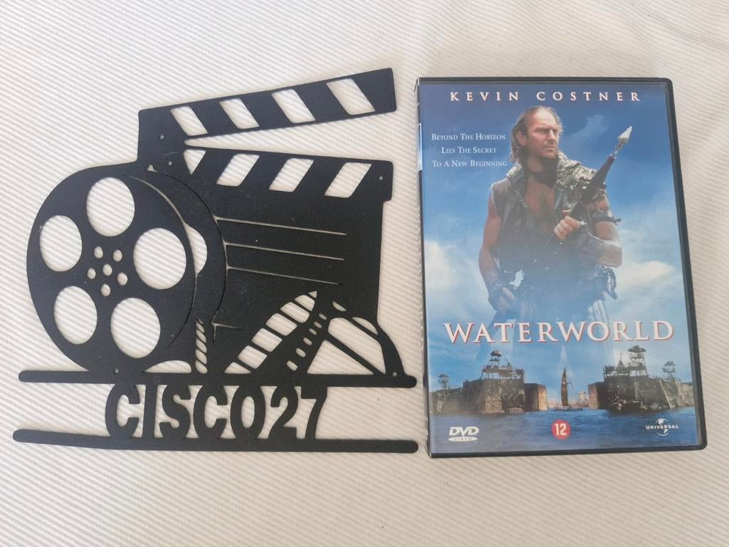 Waterworld, Vanaf 12 jaar, Ophalen of Verzenden, Zo goed als nieuw, Actie