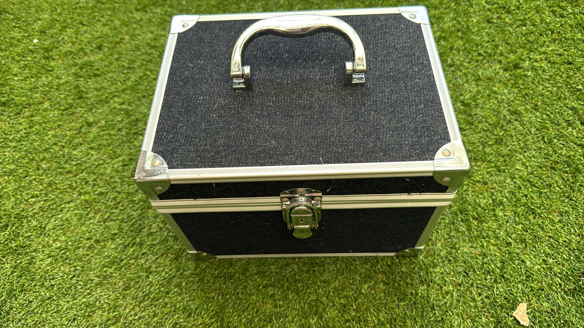 Flightcase klein b:25x h: 18 x l: 19cm, Ophalen, Zo goed als nieuw