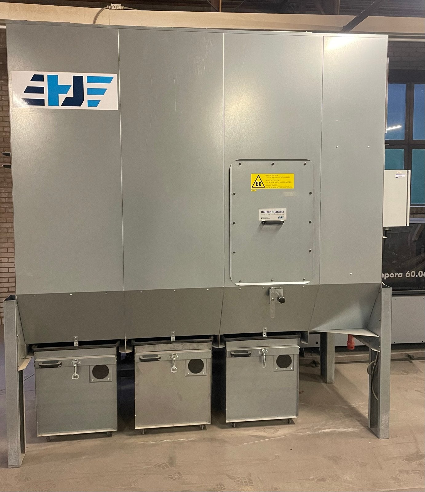 Holtrop & Jansma MSO 300 onderdruk Afzuiginstallatie (2013), Ophalen