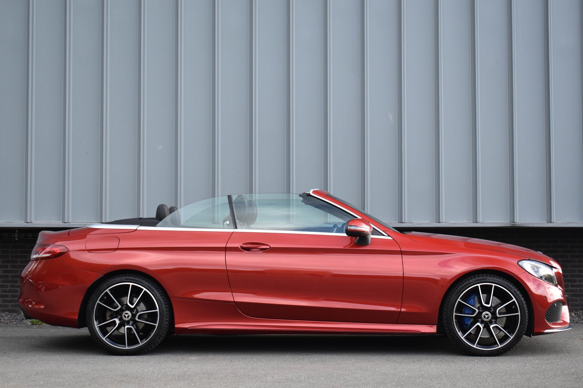 Mercedes-Benz C-Klasse Cabrio 250 AMG Line Premium Plus | Ne, Auto's, Automaat, Achterwielaandrijving, 4 cilinders, 4 stoelen