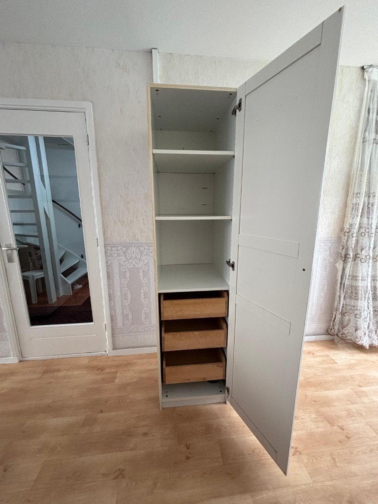 Mooie kast gratis!!, Ophalen, Zo goed als nieuw