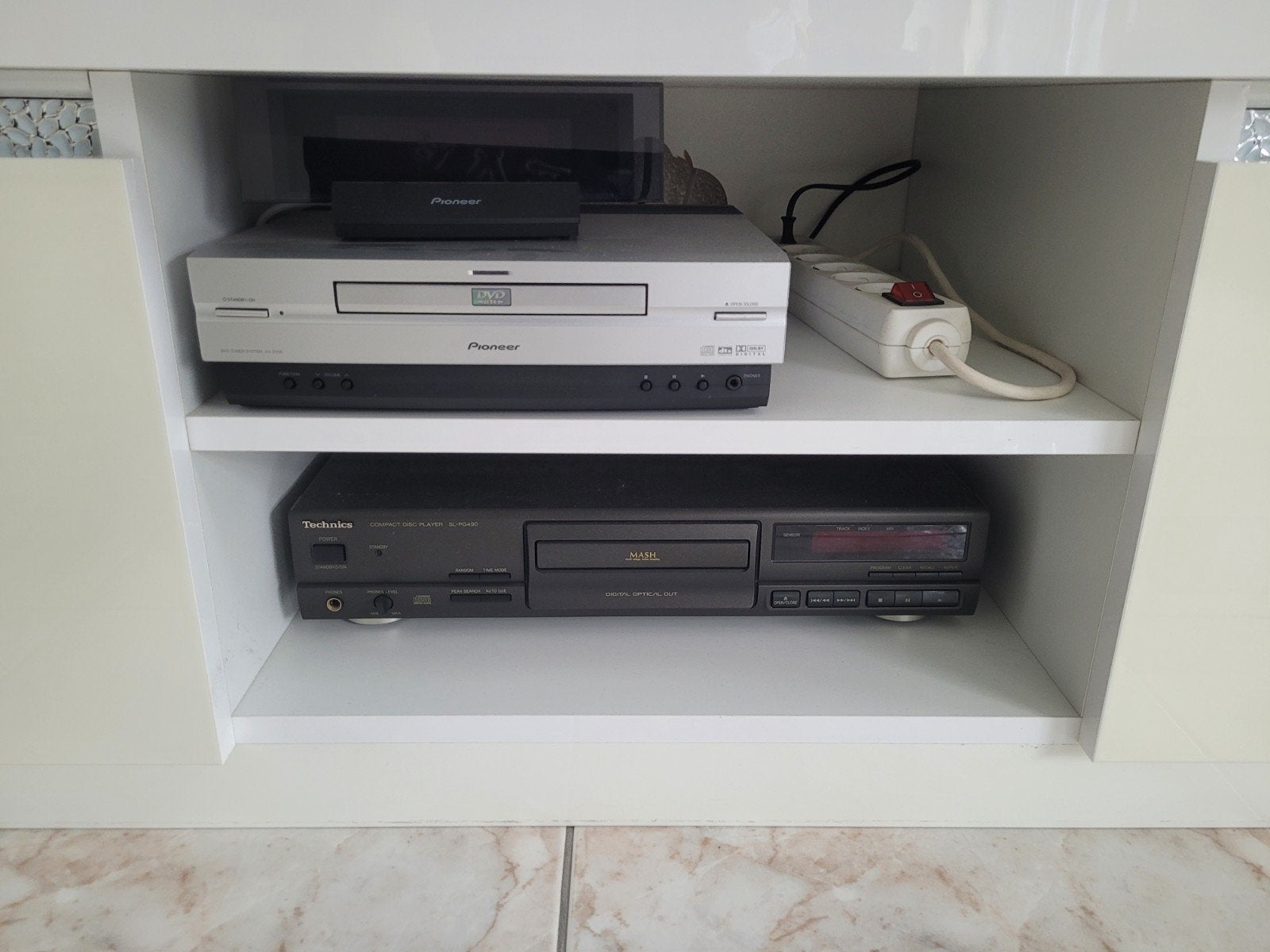 DVD-speler met boxen en CD-speler, Ophalen, Gebruikt