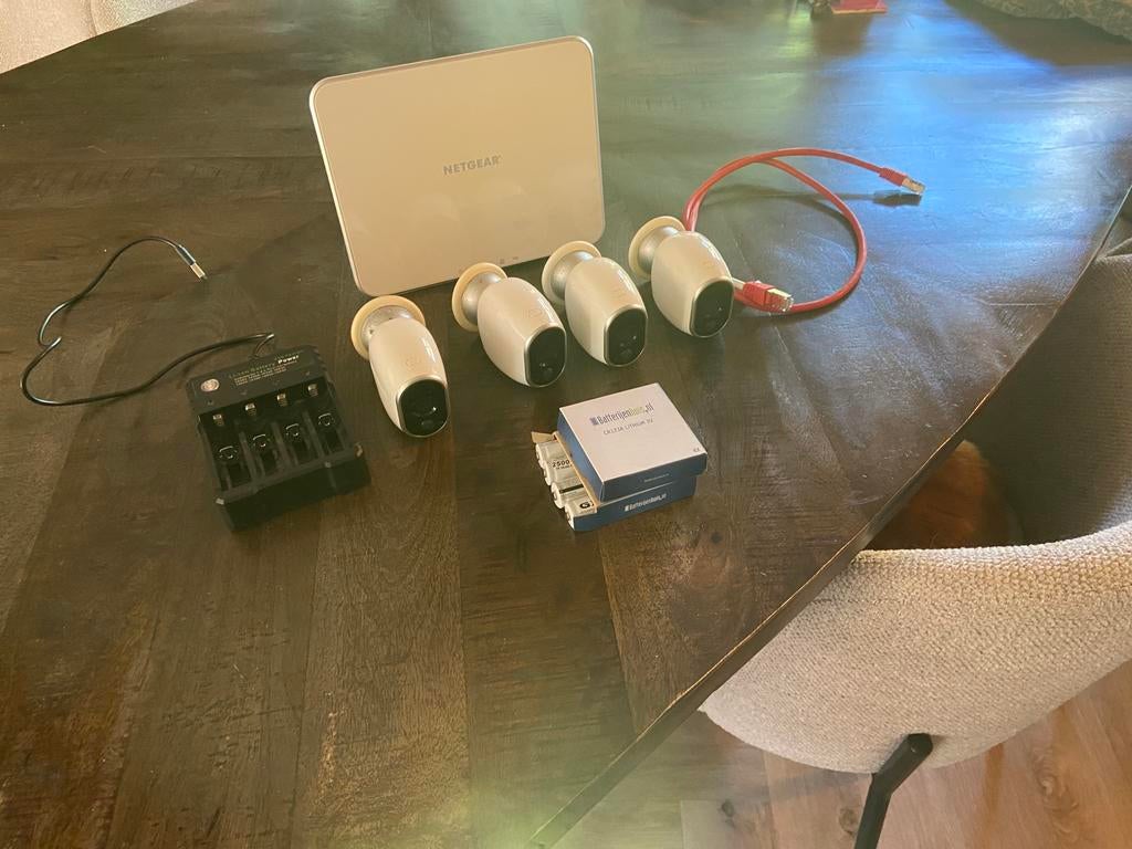 Arlo camera systeem, Ophalen of Verzenden, Zo goed als nieuw