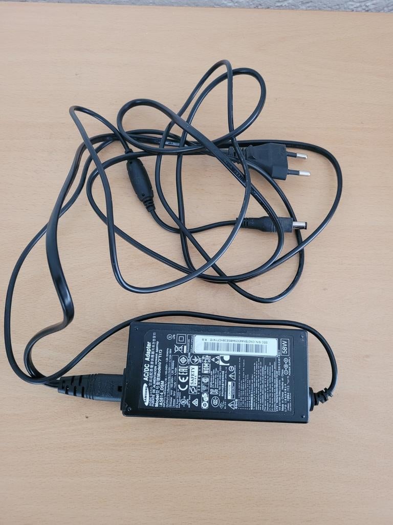 Samsung AC/DC Adapter A5814 DSM 14.0V 4.143A 58W, Samsung, Gebruikt, ..., Ophalen of Verzenden