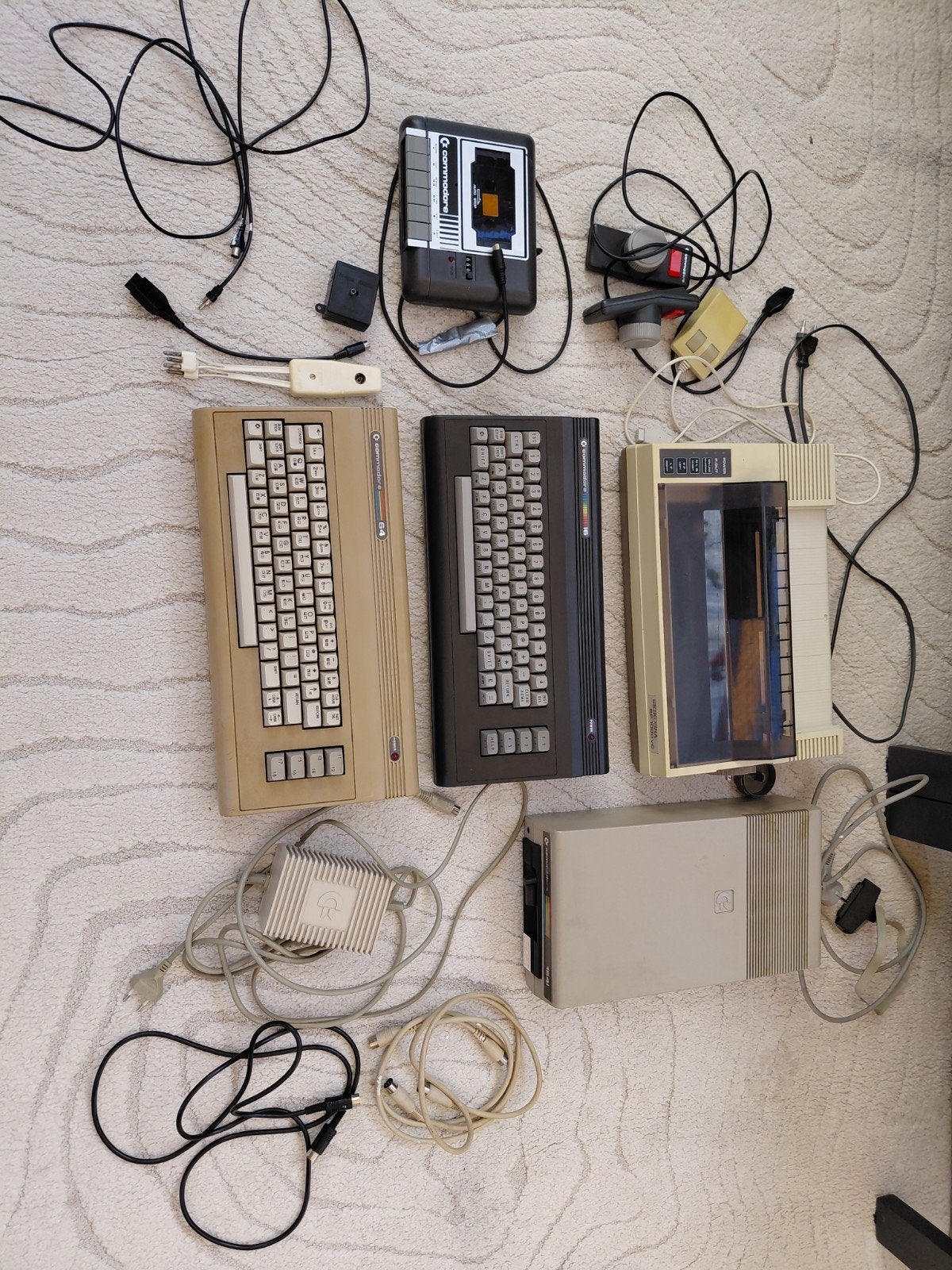 Commodore Pakket C64 + C16 + 1541 + Games & Accessoires, Ophalen, Commodore C 64