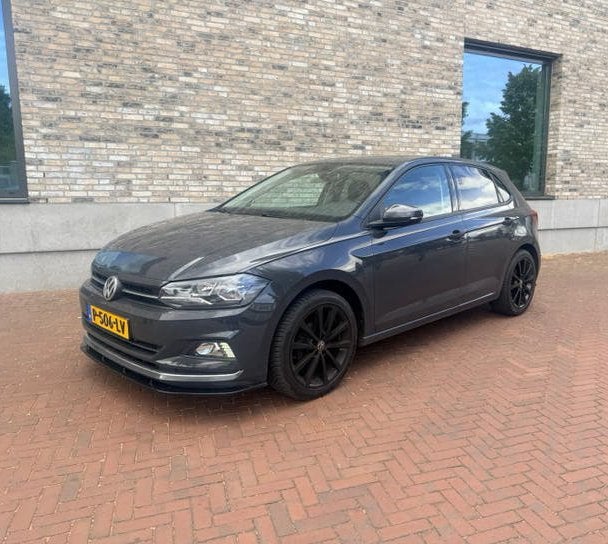 Volkswagen Polo 1.0 TSI 95pk 2019 Grijs, Auto's, Voorwielaandrijving, 40 €/maand, Handgeschakeld, 570 kg