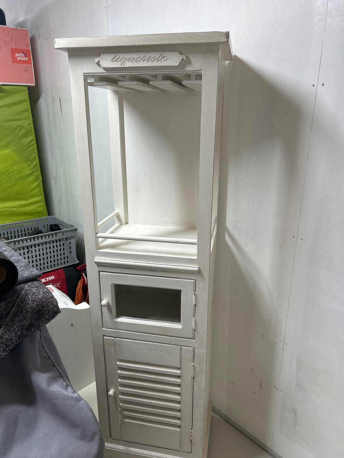 Witte houten wijnkast / drankenkast met glasrek, Ophalen, Gebruikt, 5 tot 15 flessen, 75 – 100