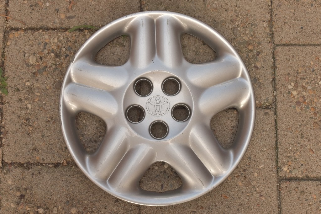 1 losse originele wieldop Toyota Avensis 15 inch, Ophalen of Verzenden, Gebruikt