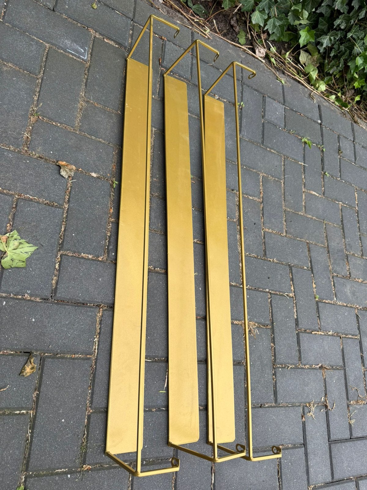 Gouden wandplank, Ophalen, Zo goed als nieuw