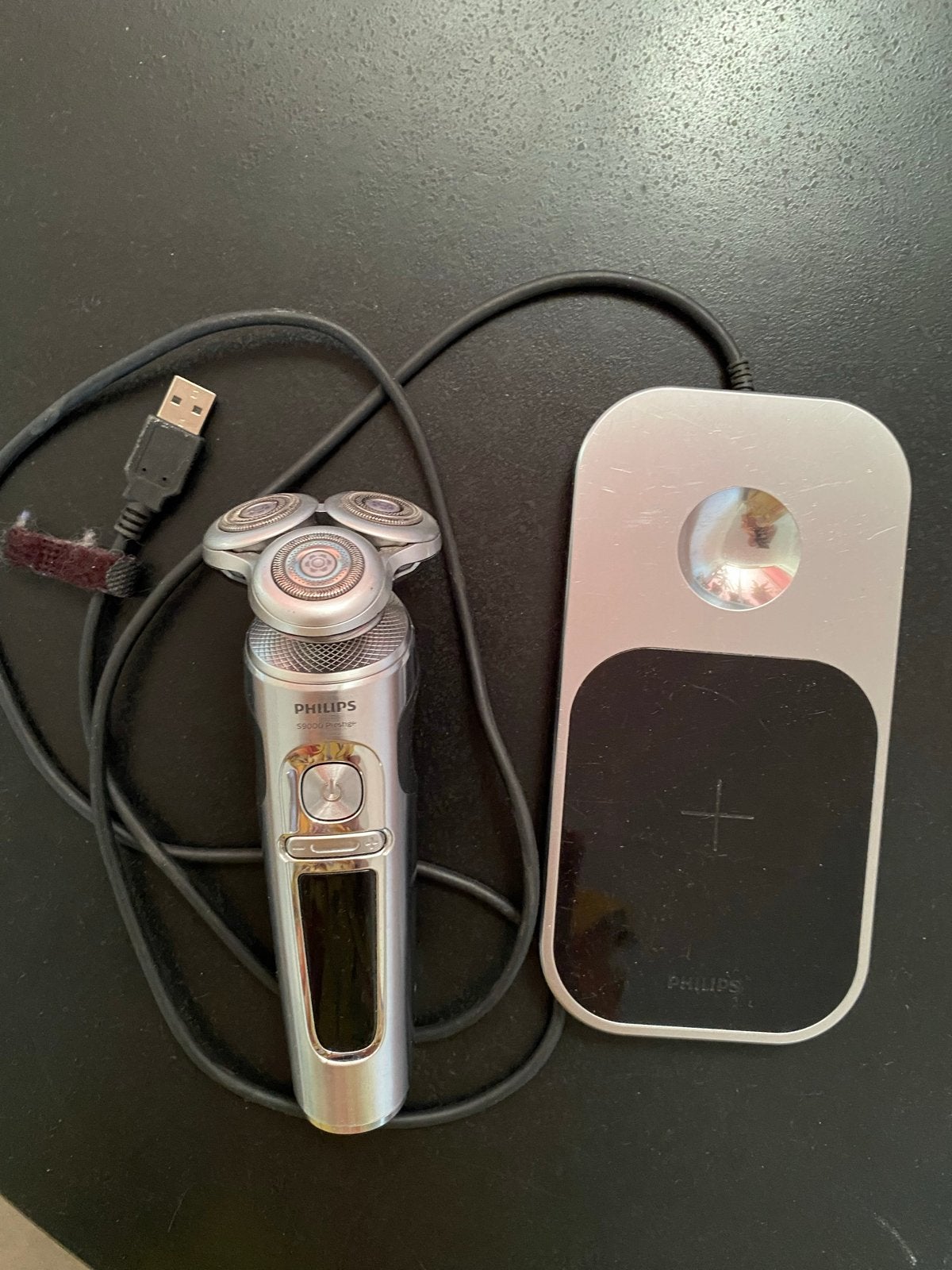 Philips Shaver Series 9000 met draadloos oplaadstation, Ophalen of Verzenden, Zo goed als nieuw