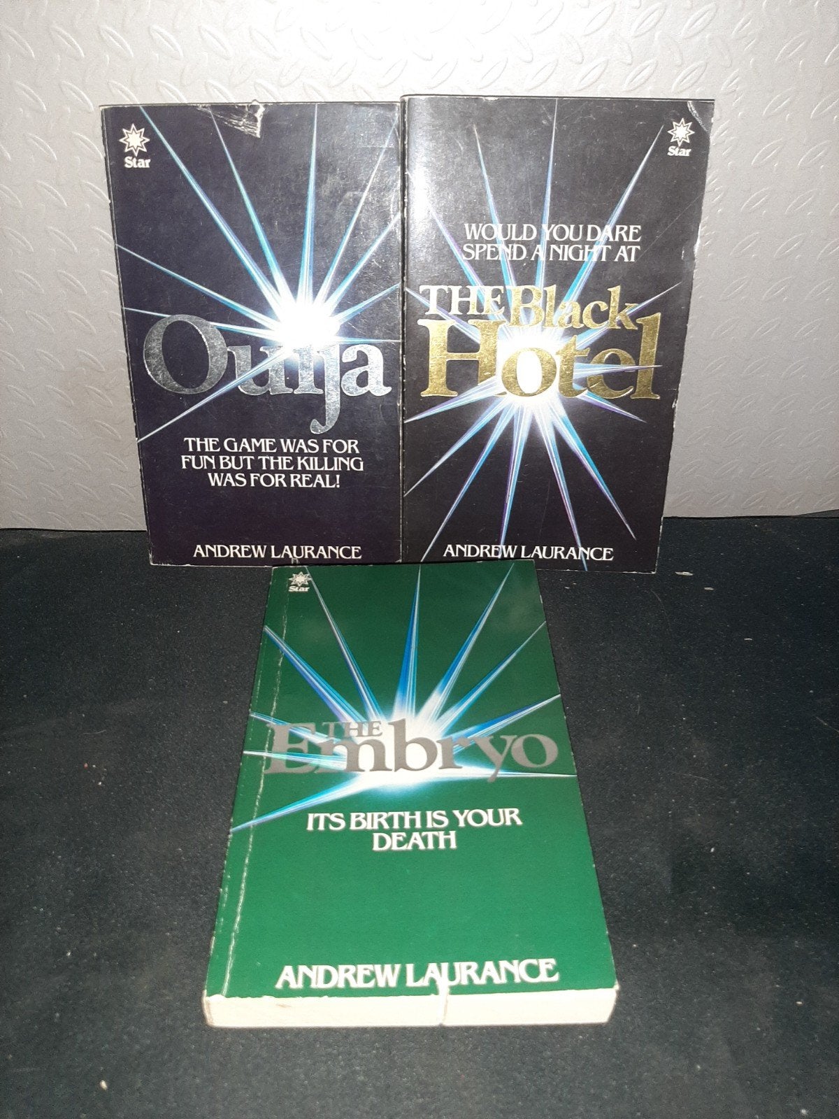Andrew Laurance Horror Boeken: Ouija, Black Hotel, Embry, Ophalen of Verzenden, Gelezen, Andrew Laurance, Europa overig