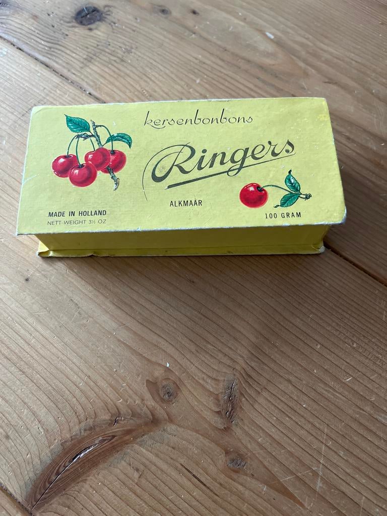 Vintage Ringers Alkmaar Kersenbonbon Doosje - Made in Hollan, Verzamelen, Overige Verzamelen, Gebruikt, Ophalen of Verzenden