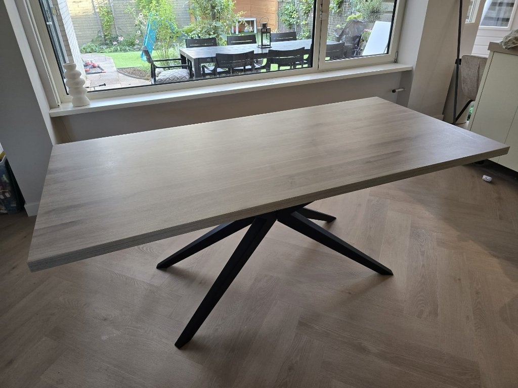 Mooie eettafel, Ophalen, Fresh oak, 50 tot 100 cm, Zo goed als nieuw