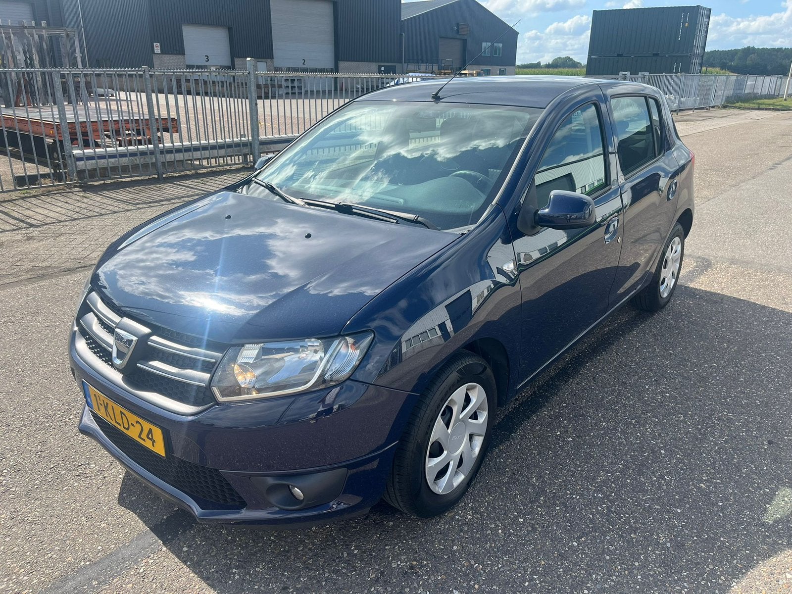 Dacia Sandero 0.9 TCE  Airco/Trekhaak, Voorwielaandrijving, 898 cc, Stof, 31 €/maand