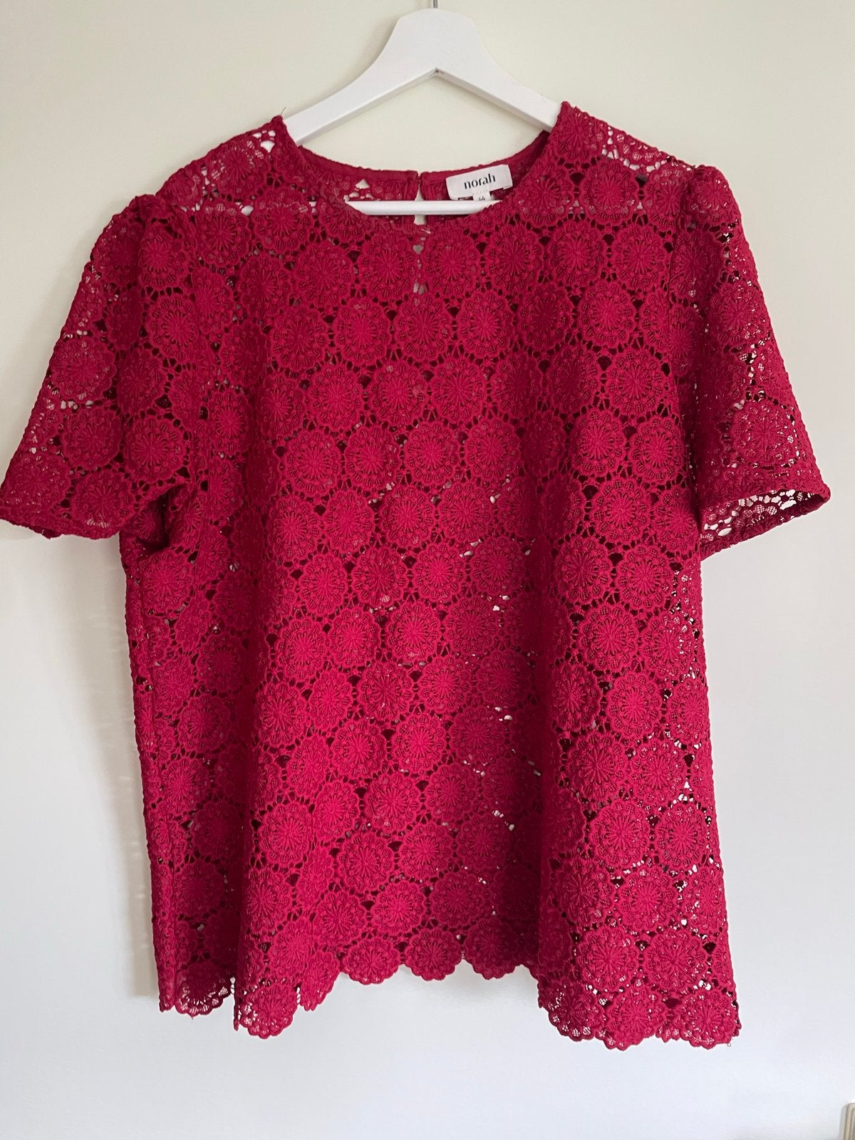 Nieuw Norah shirt met mooi patroon, maat 44, Maat 42/44 (L), Nieuw, Ophalen of Verzenden, Korte mouw