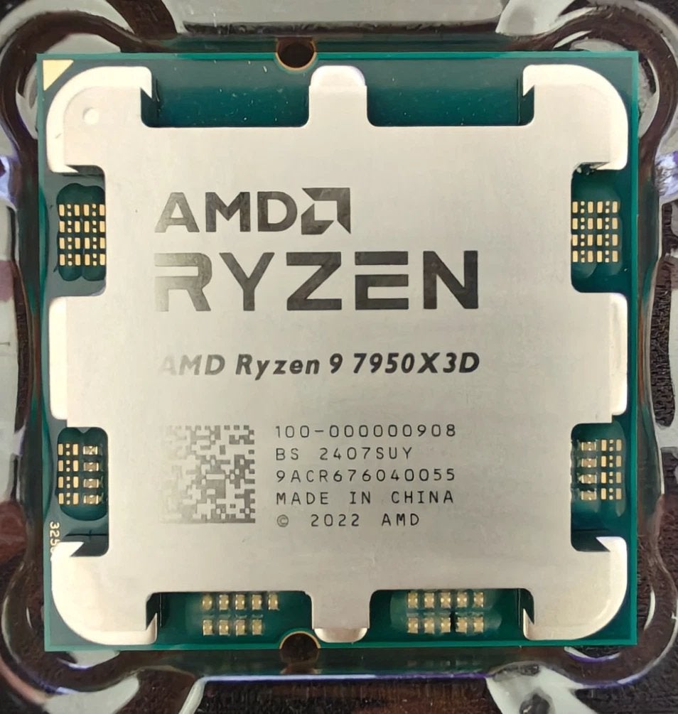 AMD Ryzen 9 7950X3D 16-Core 4.2GHz AM5 Processor Boxed, Computers en Software, Processors, Ophalen of Verzenden, Zo goed als nieuw