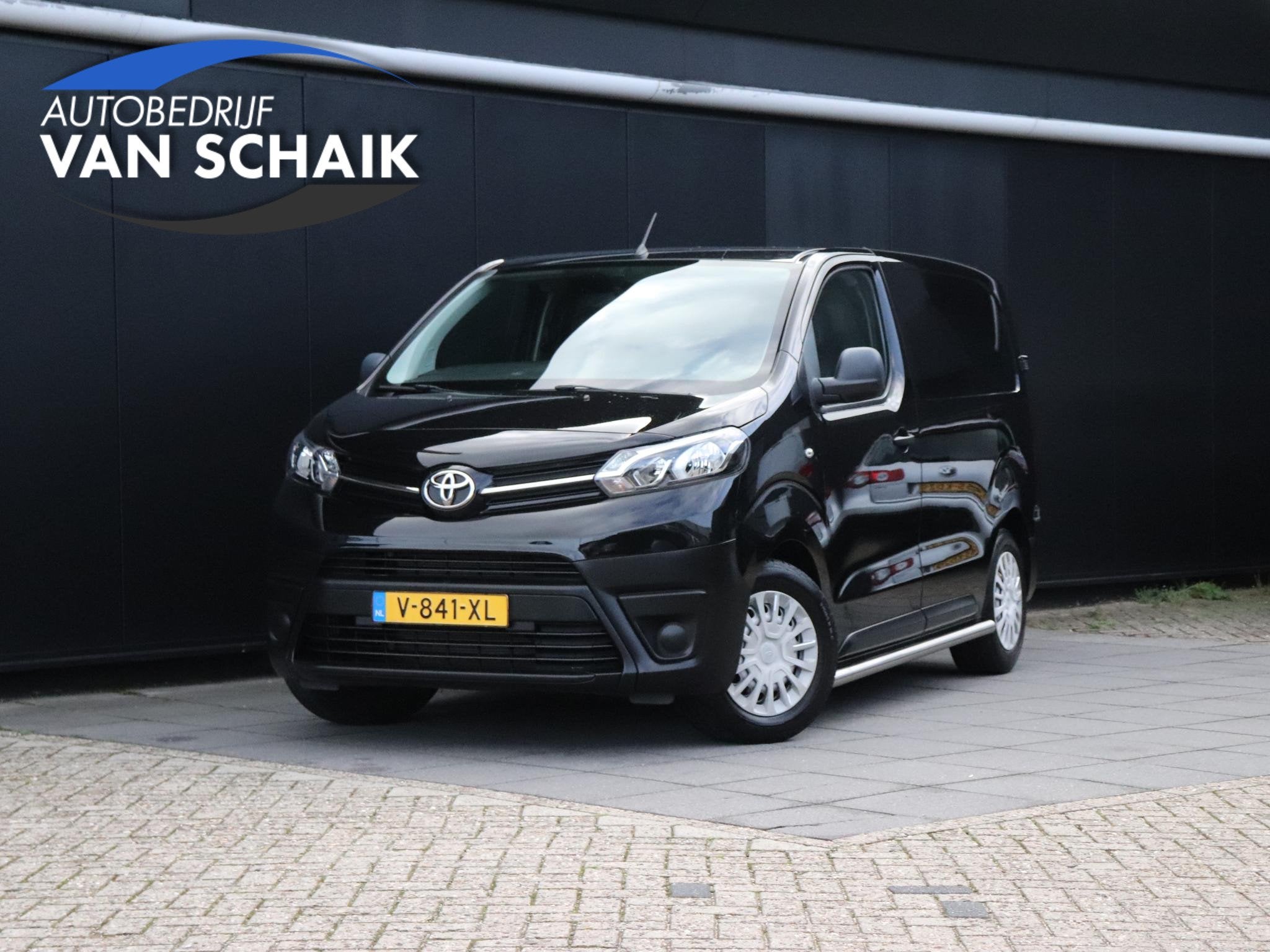 Toyota PROACE Compact 1.6 D-4D Cool Comfort | TREKHAAK | CAM, Auto's, Stof, Zwart, Origineel Nederlands, 1560 cc