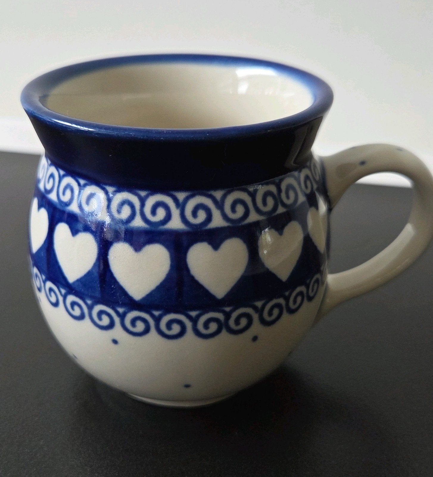 Bunzlau Castle Boerenmok 240ml Charming Hearts Keramiek Nieu, Overige merken, Keramiek, Landelijk/Boerenbont, Nieuw