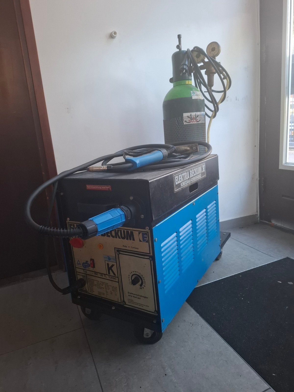 co2 lasapparaat, Ophalen, Gebruikt, 150 tot 250 ampère, Co2
