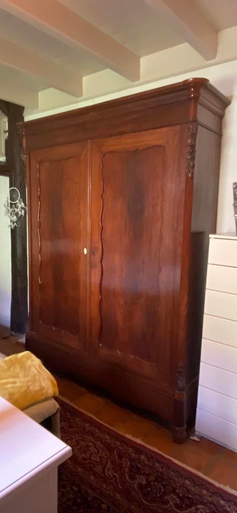 Prachtige zeer grote antieke Biedermeier kast, Ophalen