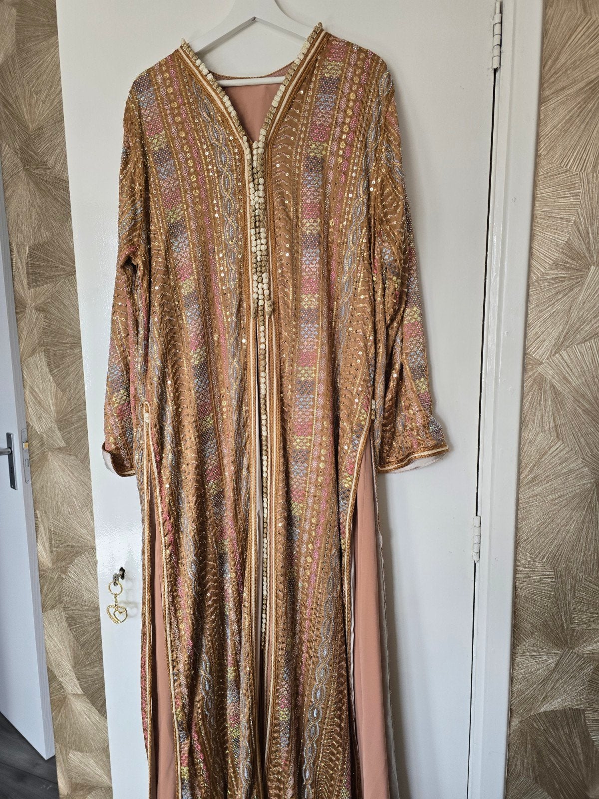 takchita te koop, Ophalen, Overige typen, Beige, Maat 42/44 (L)