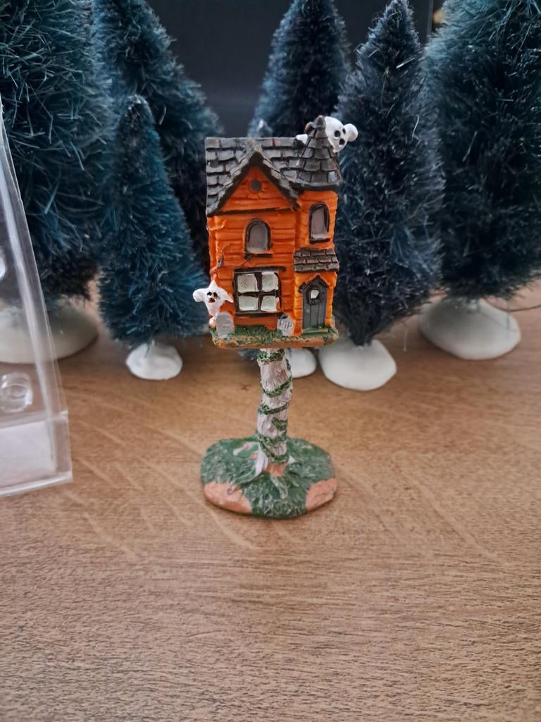 Lemax spooky town haunted birdhouse, Diversen, Kerst, Ophalen