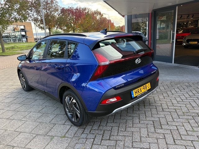 Hyundai Bayon 1.0 T-GDI Premium | Navi | Cruise | Camera | 4, Auto's, Hyundai, 12 maanden, Gebruikt, Blauw, 1110 kg