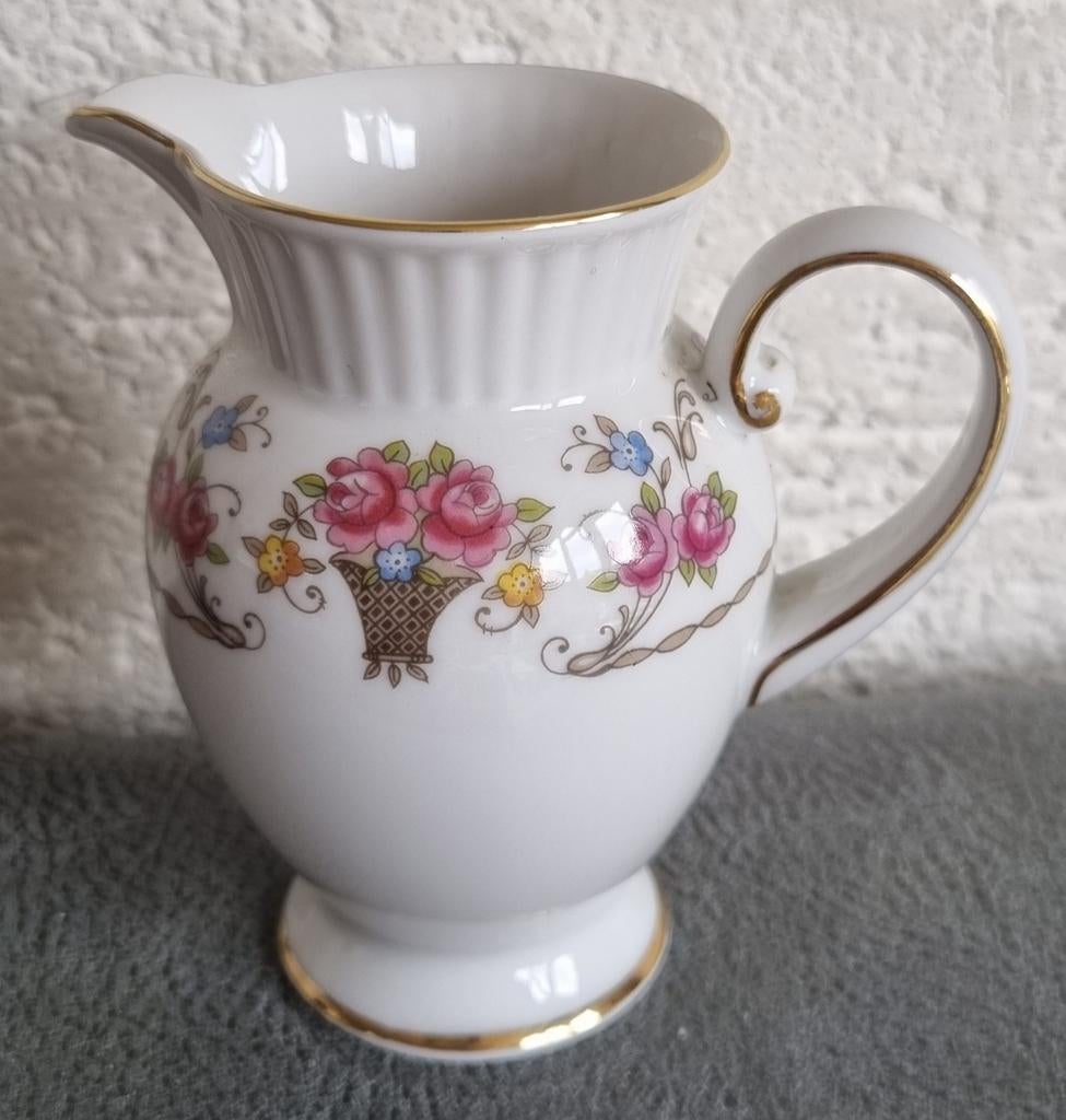 Vintage kannetje Royal Tettau, Verzenden